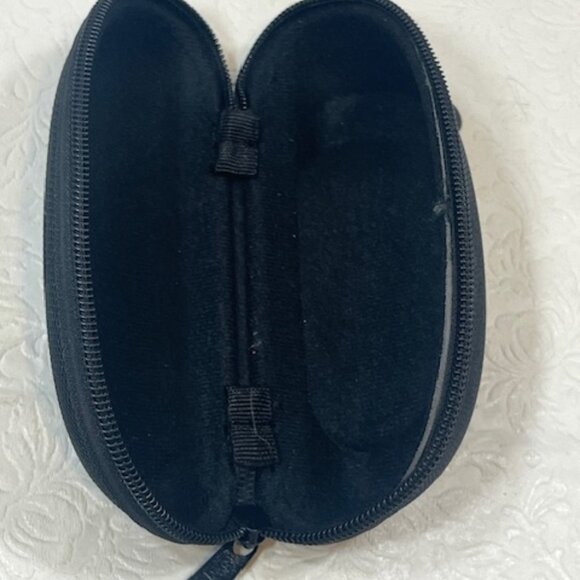 Black Bähko Eyeglasses/Sunglasses Clam Shell Zip Case 6"x2.5"x2" - Picture 6 of 6